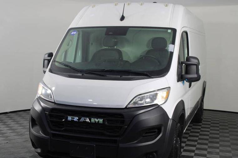 RAM PROMASTER 2500 2023 3C6LRVDG9PE523162 image